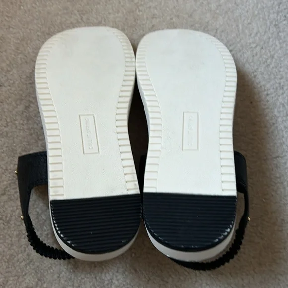 Call it Spring Sandals - Picture 8 of 10